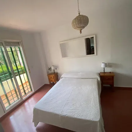Vivienda En Jardines Del Pinar