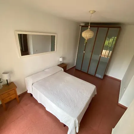 Vivienda En Jardines Del Pinar