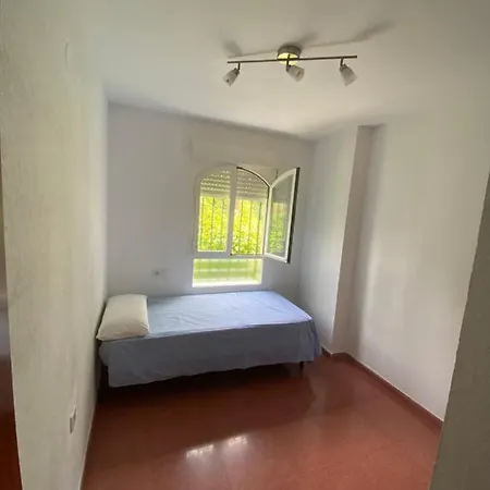 Vivienda En Jardines Del Pinar *